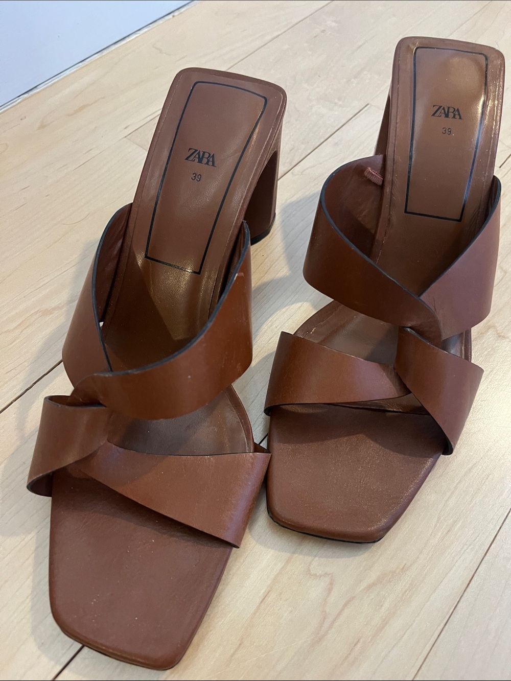 ZARA Brown Twisted Strap Block Heel Sandals